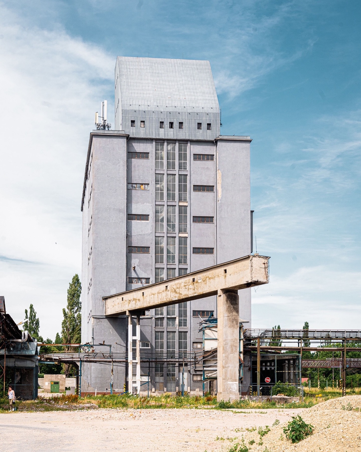 Seeing Palma full of energy and people at our recent event was truly inspiring! 💚 Imagine this lively atmosphere every day, as our project turns this brownfield into a sustainable, thriving community. 🙃

#palma #corwin #developer #greenroofs #greendeveloper #sustainbility #architecture #bratislava #bratislava_architecture